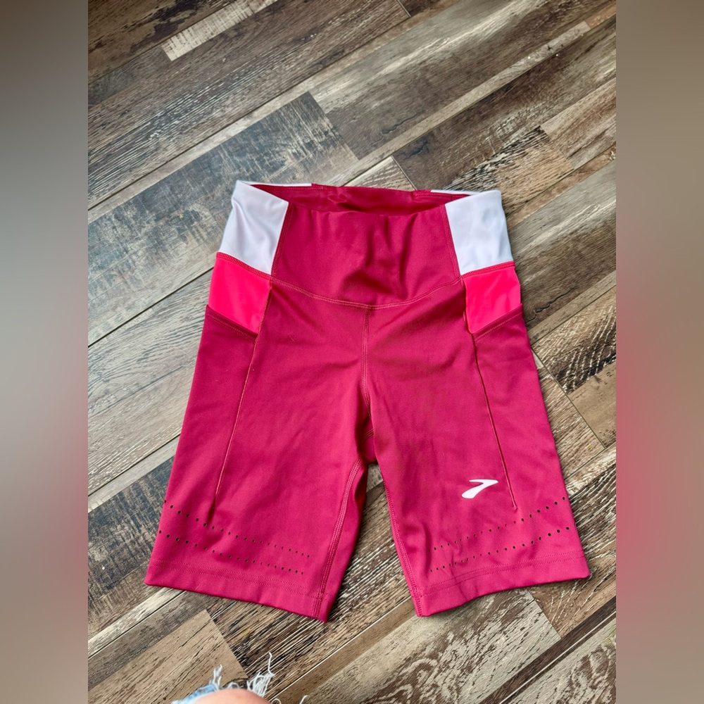 Brooks 5” Method Shorts